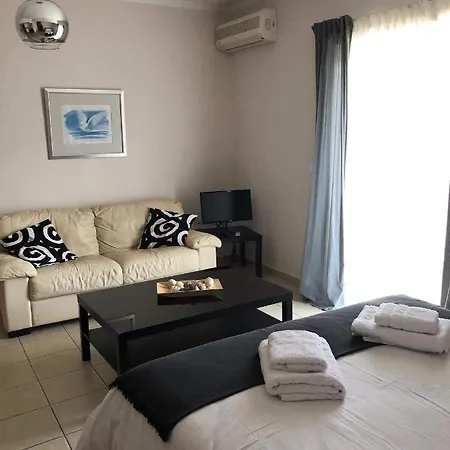 Apartment Central *